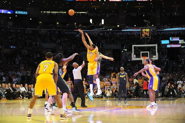 体育CBA前瞻：山东男篮三战新疆 力争战胜对手